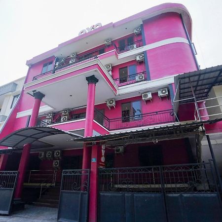 Hotel Collection O 1112 Comfitel Siwalankerto Aa4 Surabaya Exterior foto