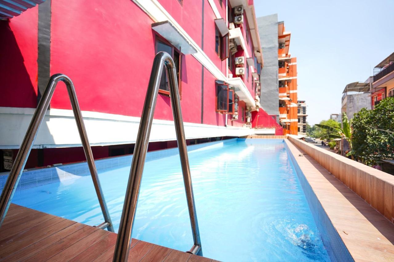 Hotel Collection O 1112 Comfitel Siwalankerto Aa4 Surabaya Exterior foto