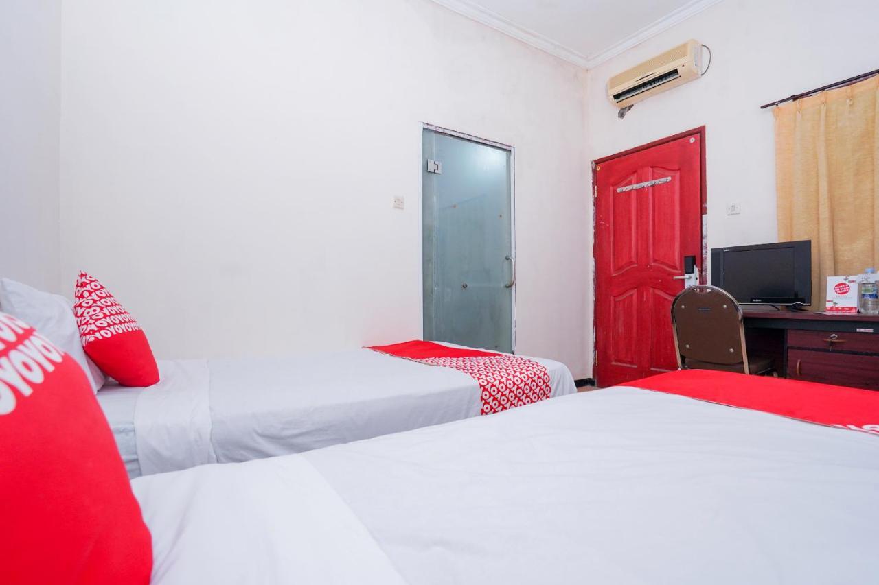 Hotel Collection O 1112 Comfitel Siwalankerto Aa4 Surabaya Exterior foto