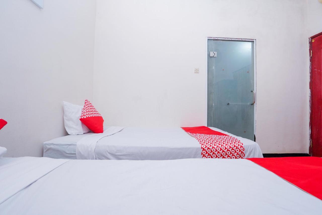 Hotel Collection O 1112 Comfitel Siwalankerto Aa4 Surabaya Exterior foto